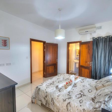 Large And Modern 2Bedroom With Balcony Glub1-1 Gzira Eksteriør billede