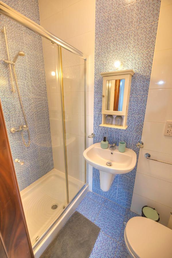 Large And Modern 2Bedroom With Balcony Glub1-1 Gzira Eksteriør billede