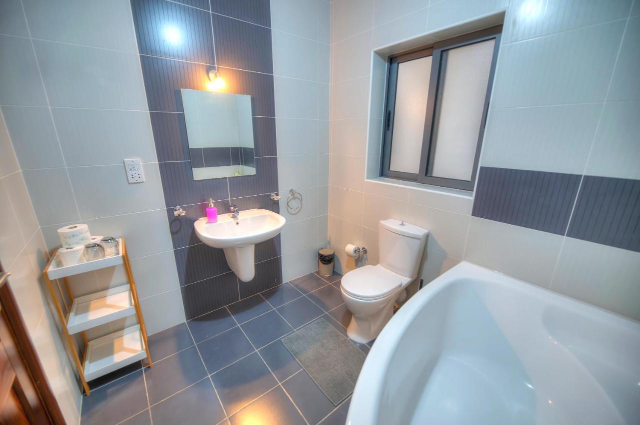 Large And Modern 2Bedroom With Balcony Glub1-1 Gzira Eksteriør billede