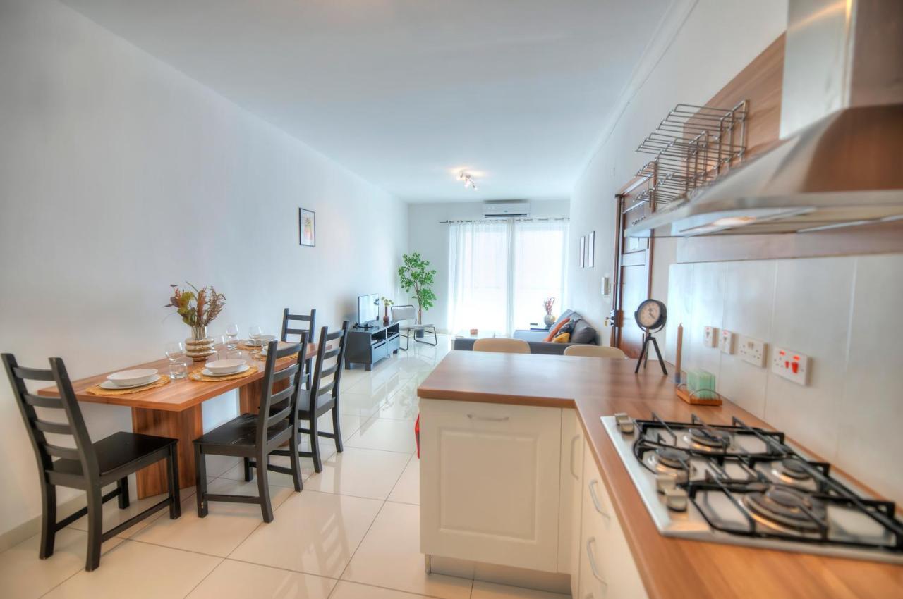 Large And Modern 2Bedroom With Balcony Glub1-1 Gzira Eksteriør billede